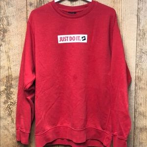 nike crew neck sweatshirt